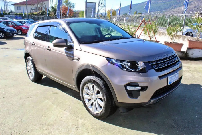 Land Rover Discovery Sport 2.0 TD4 150 CV HSE - immagine 13