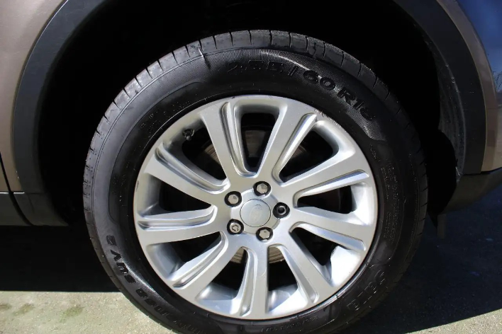 Land Rover Discovery Sport 2.0 TD4 150 CV HSE - immagine 12