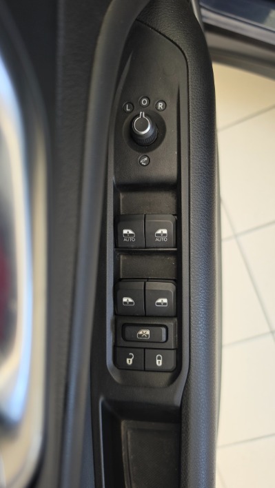 Jeep Compass 1.6 M-Jet 130cv Limited - immagine 7