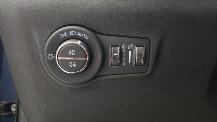 Jeep Compass 1.6 M-Jet 130cv Limited - immagine 8