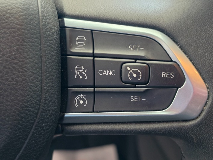 Jeep Compass 1.6 M-Jet 130cv Limited - immagine 13