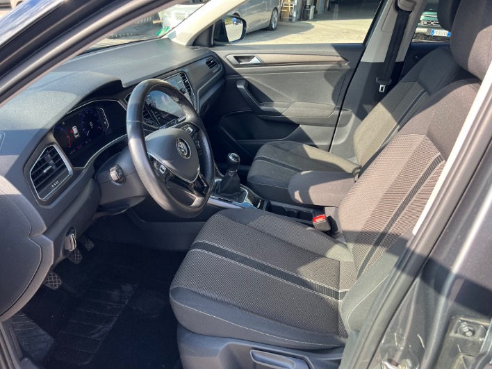 Volkswagen T-Rock 1.6 TDI 116 cv Advanced Virtual - immagine 9