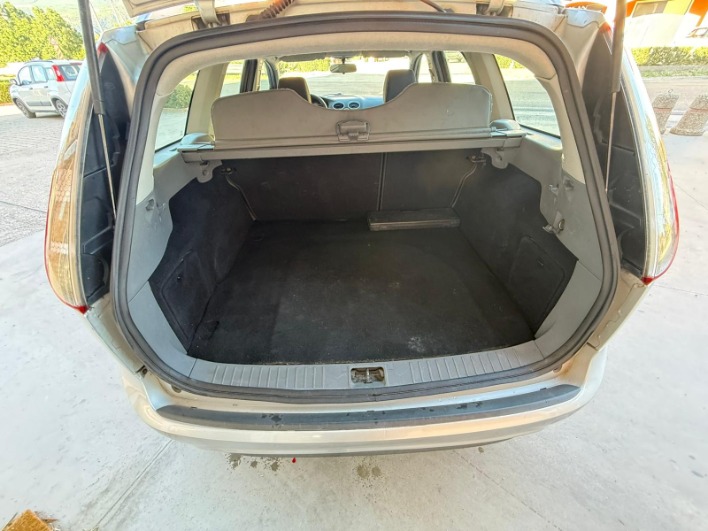 Ford Focus 1.6 tdci 2008 - immagine 8
