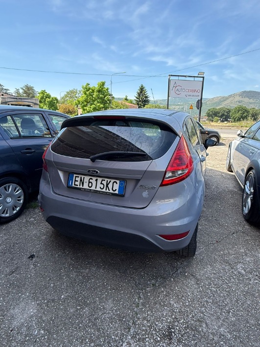 Ford Fiesta 1.4 TDCI 2012 - immagine 7