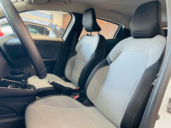 Renault Clio 1.0 Tce 90 cv Evolution - immagine 7