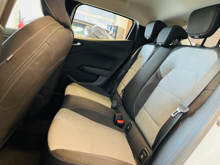 Renault Clio 1.0 Tce 90 cv Evolution - immagine 8