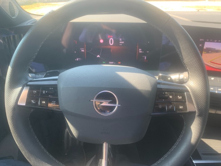 Opel Astra VI t GSline s&s 130cv at8 - immagine 9