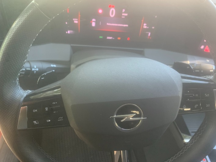 Opel Astra VI t GSline s&s 130cv at8 - immagine 7