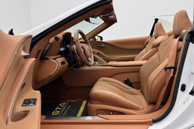 Lexus LC 500 - immagine 10