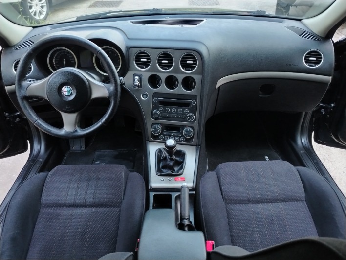 Alfa 159 JTDm 150 cv - immagine 6