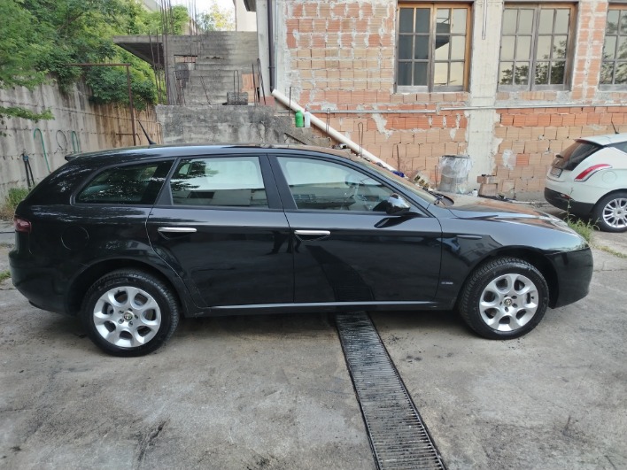 Alfa 159 JTDm 150 cv - immagine 4