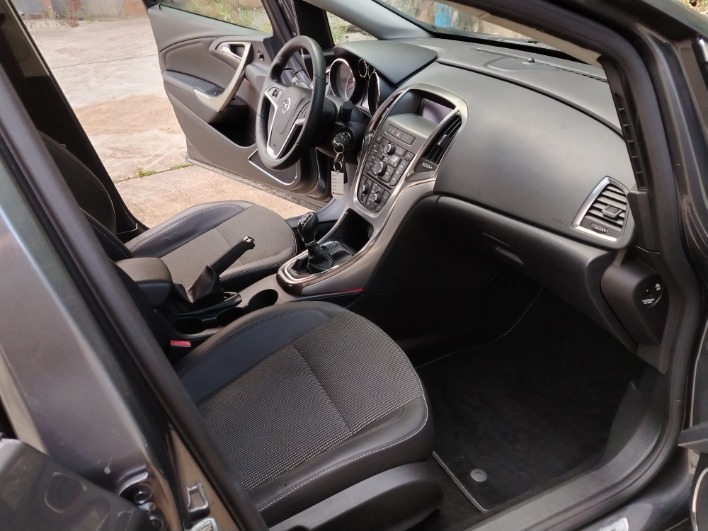 Opel Astra 1.7 cdti 125 cv - immagine 8