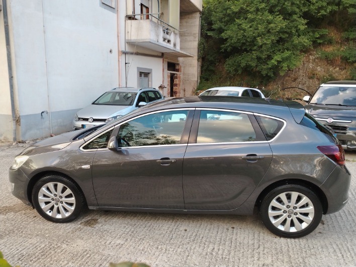 Opel Astra 1.7 cdti 125 cv - immagine 5