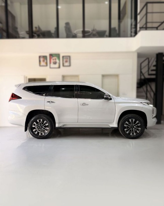 Mitsubishi Montero GLX - immagine 5