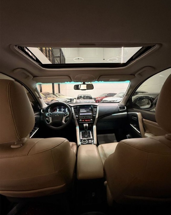 Mitsubishi Montero GLX - immagine 7