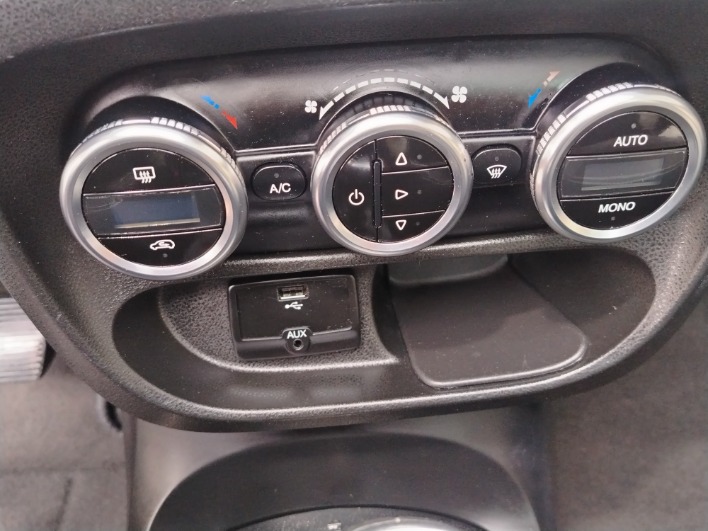 Fiat 500L TREKKING - immagine 13