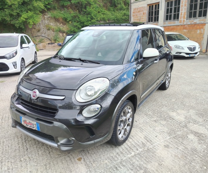 Fiat 500L TREKKING - immagine 2