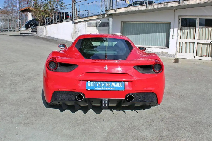 Ferrari 488 GTB - immagine 12
