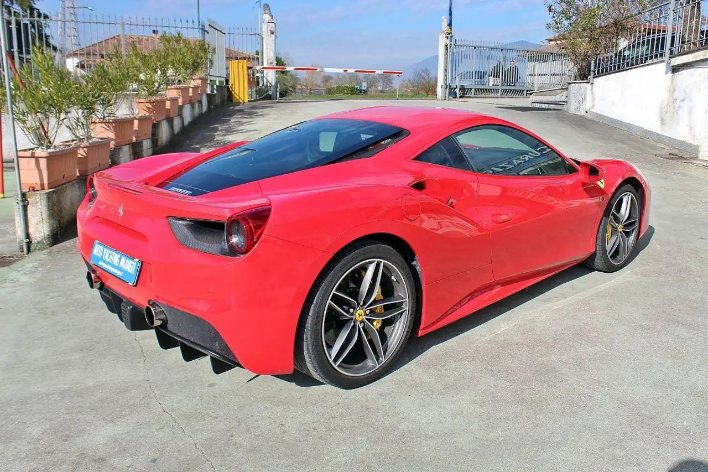 Ferrari 488 GTB - immagine 13
