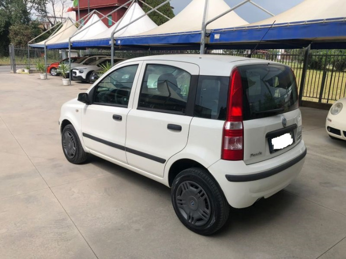 Fiat Panda 1.2i 60cv Dynamic Natural Power - immagine 4