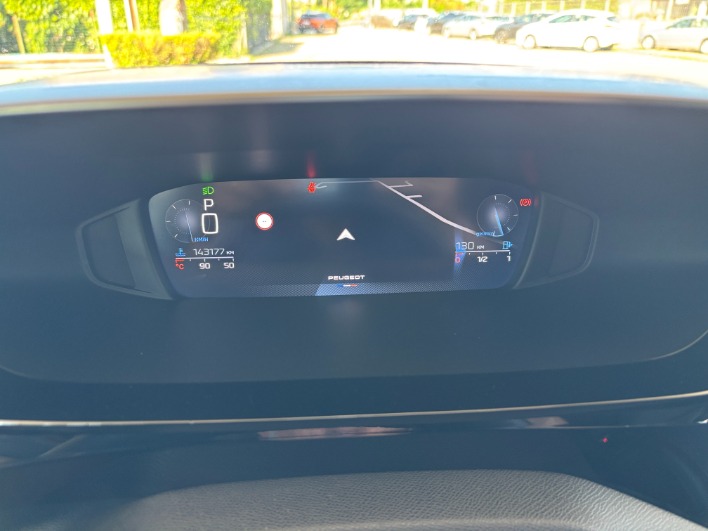 Peugeot 308 BlueHDi 130 S&S EAT8 Allure - 2022 - immagine 12