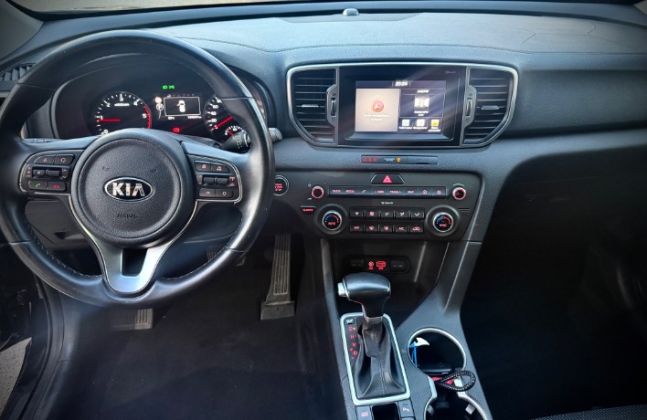Kia Sportage 1.7 CRDi Class 2WD - immagine 7
