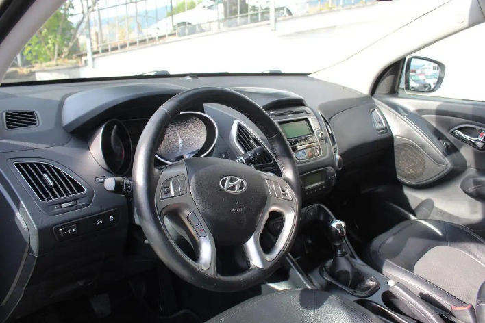 Hyundai iX35 1.7 CRDi 2WD Style - immagine 6
