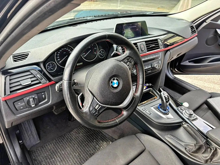 BMW 320 320d Eff. Dynamics Business aut. - immagine 3