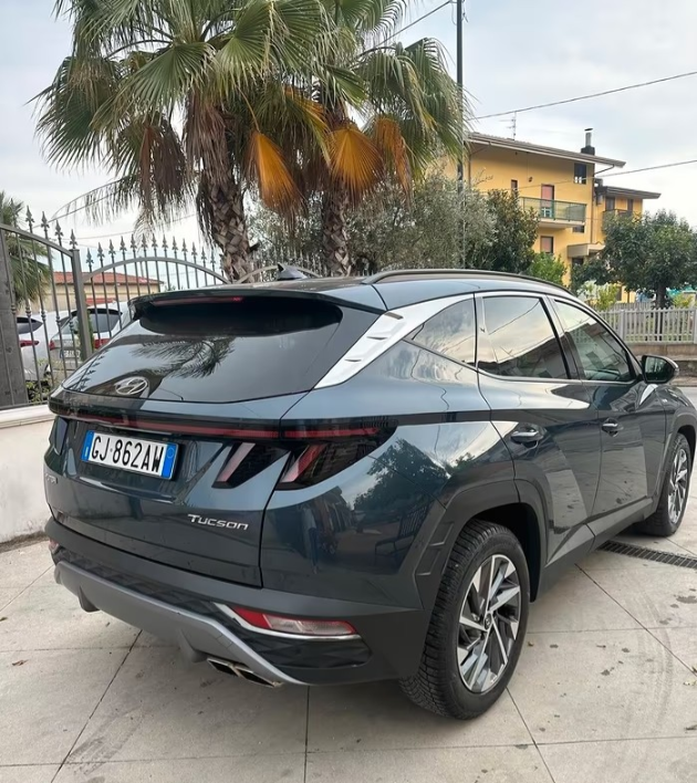 Hyundai Tucson 1.6 CRDI XLine - immagine 12