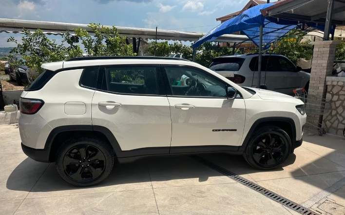 Jeep Compass 2.0 Multijet II aut. 4WD S - immagine 7