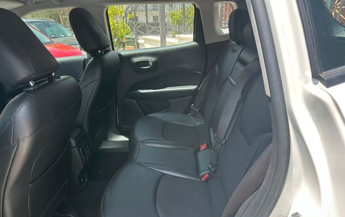 Jeep Compass 2.0 Multijet II aut. 4WD S - immagine 4