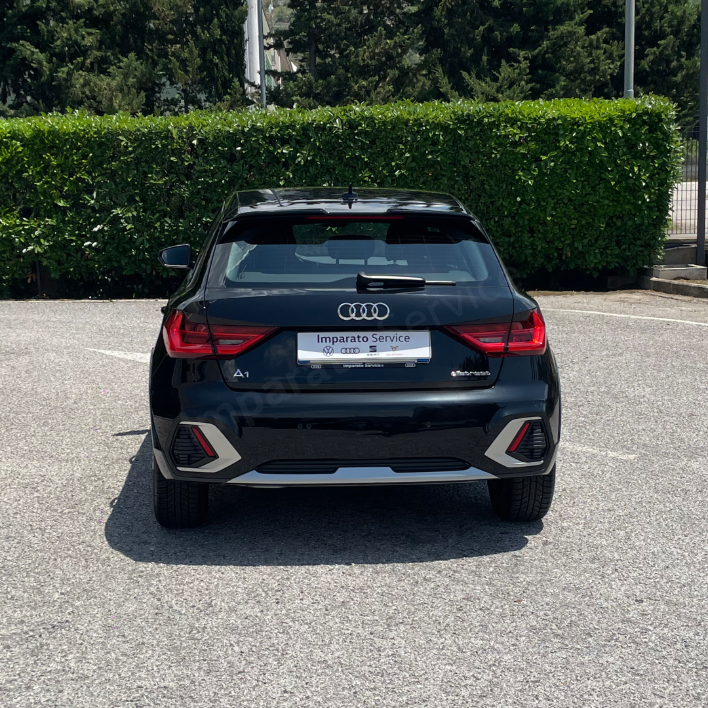 Audi A1 allstreet (30) 1.0 TFSI S tronic 81KW/110CV - immagine 4