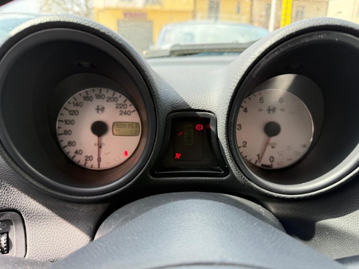Alfa romeo 156 jtd - immagine 5