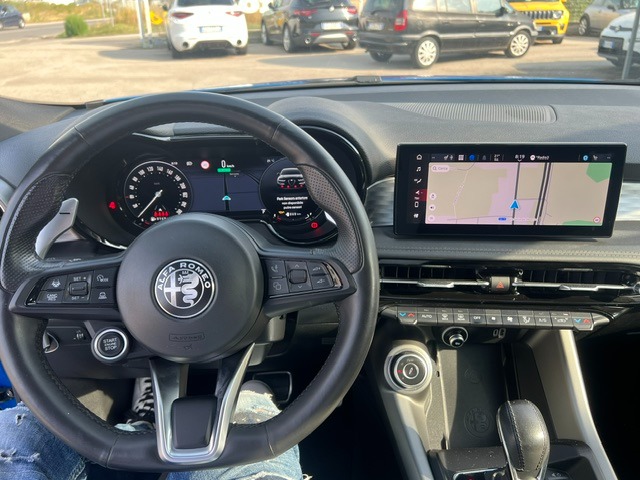 Alfa Tonale 1.3 280CV Plug in Hybrid AT6 Q4 Veloce - immagine 4