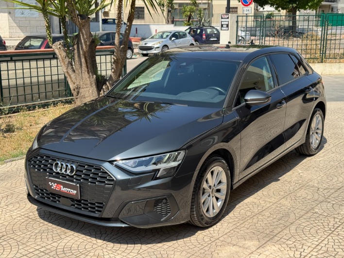 AUDI A3 SPORTBACK 30 2.0 TDI BUSINESS S-TRONIC - immagine 2
