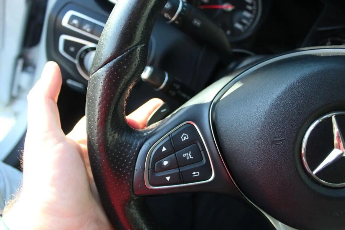 Mercedes-Benz C 220 d 4Matic Automatic Premium - immagine 1