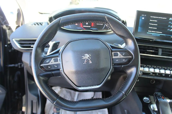 Peugeot 3008 BlueHDi 130 S&S Allure - immagine 4