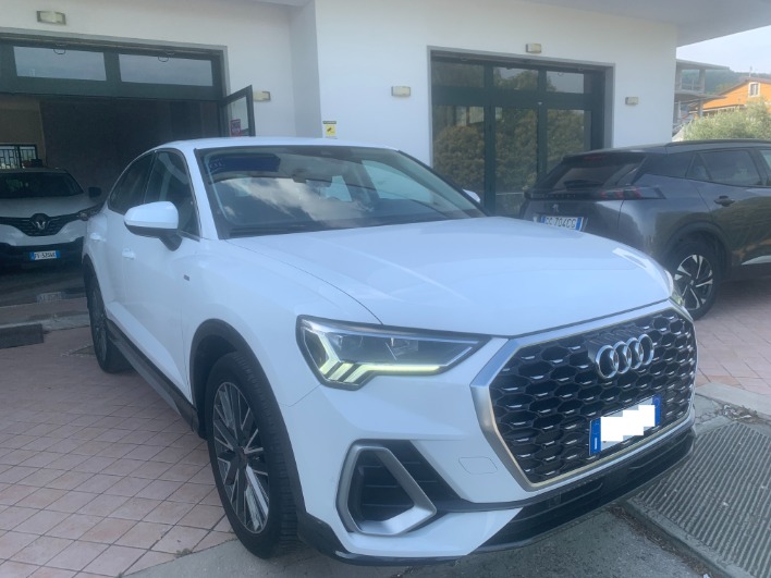 Audi Q3 Sprtback SLine 2.0 150 CV - immagine 5