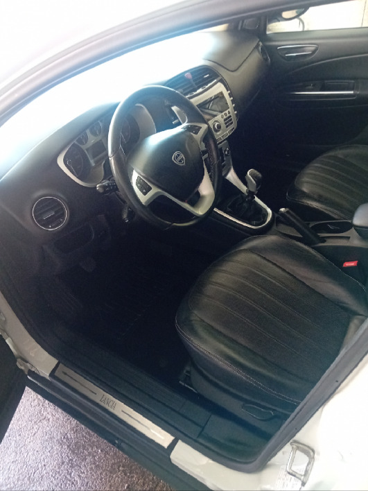 lancia delta 1.4 T-jet GPL 2013 - immagine 1