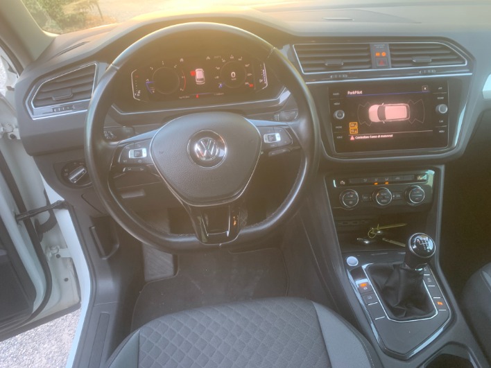 Volkswagen Tiguan RLine 1.6 tdi 115 CV - immagine 9