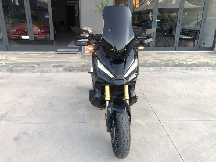 Honda X-ADV 750 anno 2023 - immagine 7
