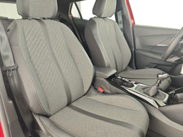 PEUGEOT 2008 1.2 100CV ALLURE - 2024 - immagine 8