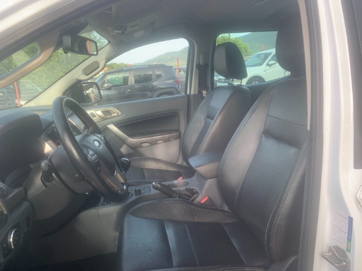 Ford Ranger 2.2 tdci double cab Limited 160cv - immagine 14