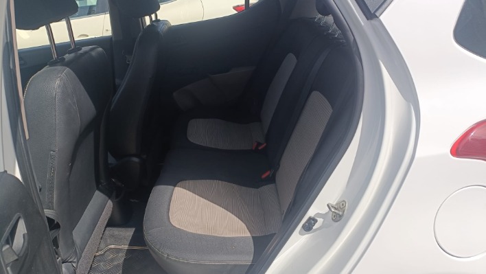 HYUNDAI I10 1.0 CLASSIC - immagine 8