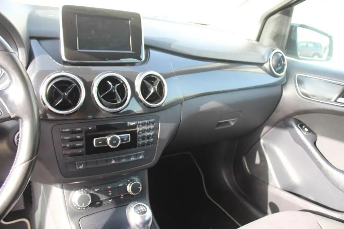 Mercedes-Benz B 180 180 CDI Premium - immagine 5