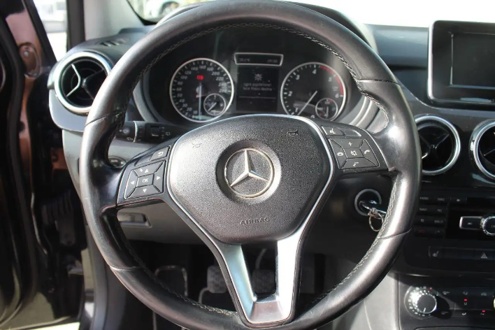 Mercedes-Benz B 180 180 CDI Premium - immagine 6