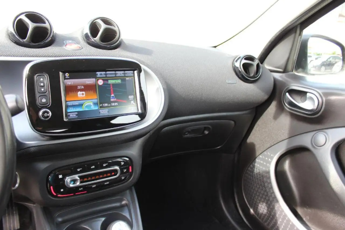 smart forFour 70 1.0 Passion - immagine 5
