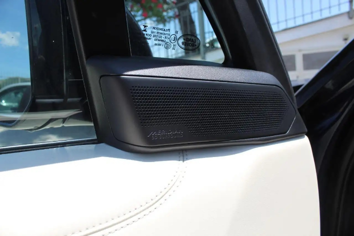 Land Rover Range Rover 3.0 I6 MHEV Vogue - immagine 5
