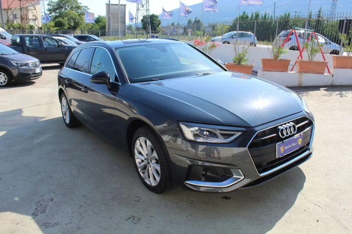 Audi A4 35 TDI/163CV S tr. Business Adv - immagine 12