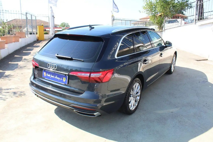 Audi A4 35 TDI/163CV S tr. Business Adv - immagine 11